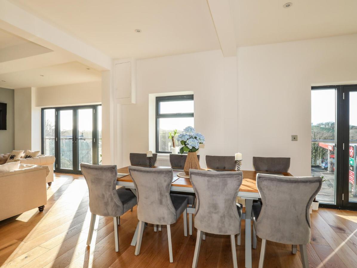 Bryn Min Manton Penthouse Apartment Caernarfon Exterior photo